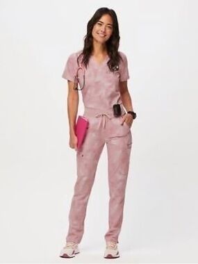 FIGS Womens Marbled Rose Pink Limited Edition Scrub Top and Bottom! XS